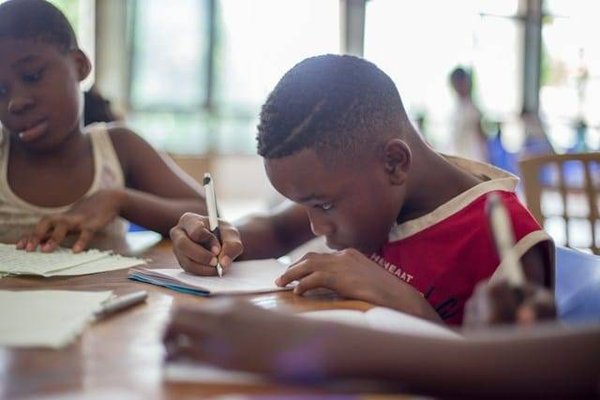 Choisir son orientation scolaire : les clés pour une décision éclairée